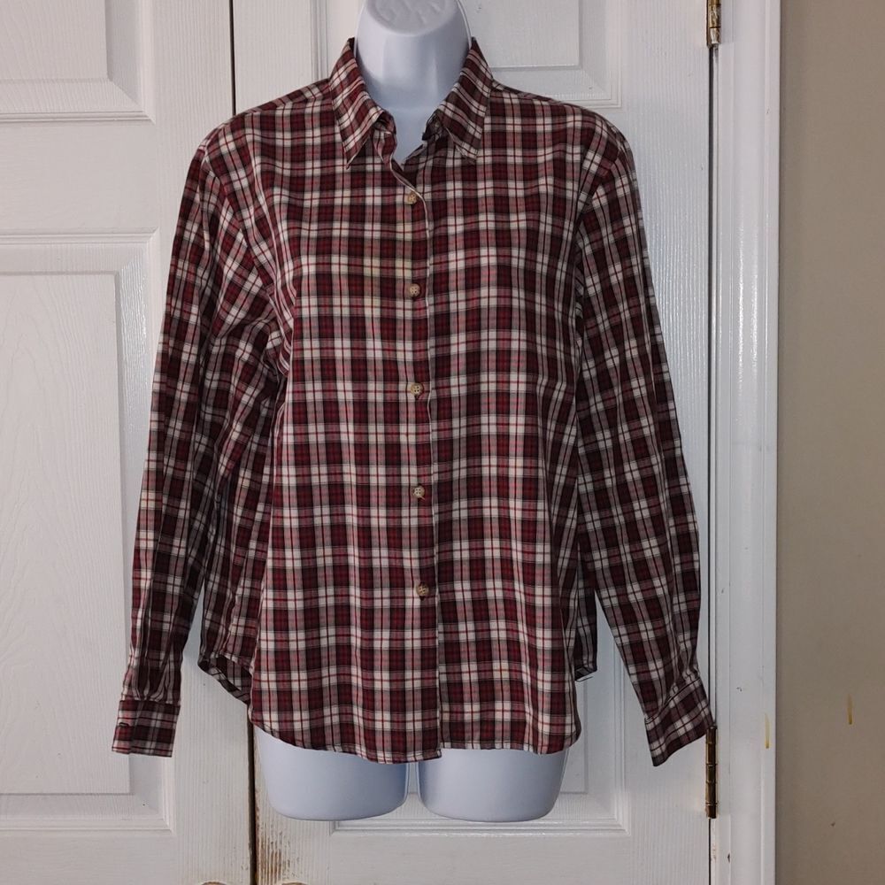 Red black white plaid button down shirt  Sz M
